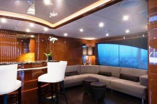 ROMANZA - The Sky Lounge